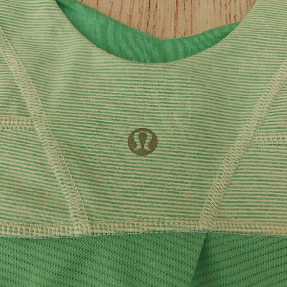 Lululemon Run: Tame Me Tank Heathered Menthol / Wee Stripe White Menthol sz 6 - Picture 7 of 10